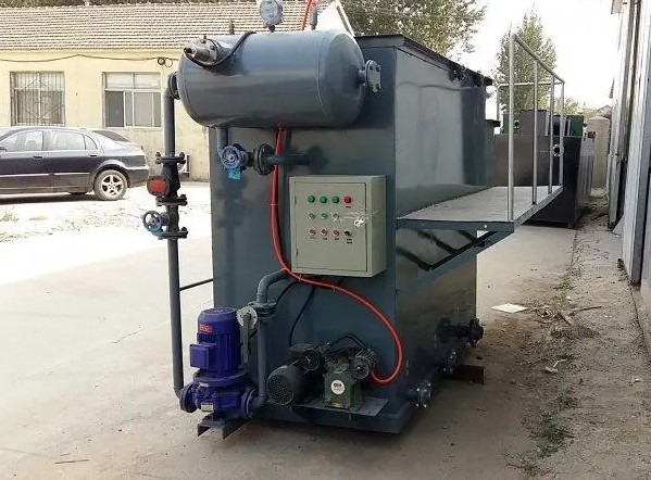 溶氣式氣浮機(jī)工作原理是什么樣的，我總結(jié)了三點(diǎn)，看看你知道不？02